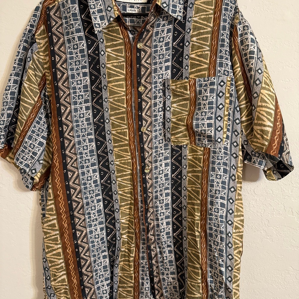 Vintage Men’s 100% Silk Button Up Polo Geometric Pattern